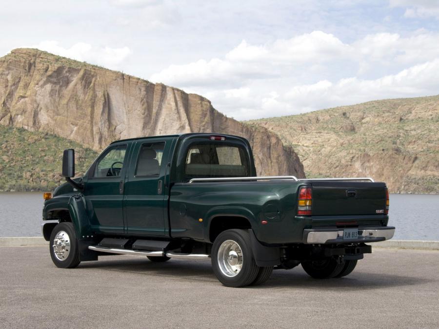  GMC TopKick Crew Cab 2004 года  (фото 5 из 8)